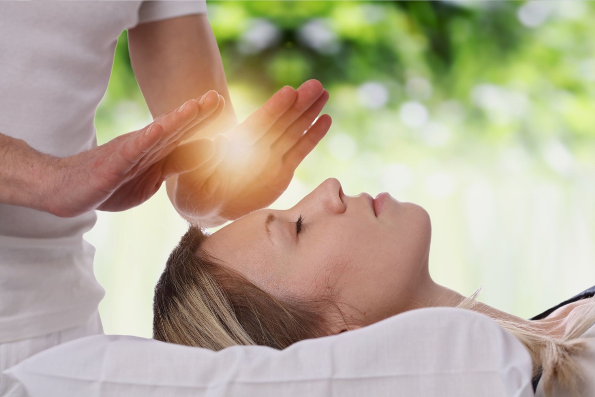 Como o Reiki Atua nos Chakras e Harmoniza Corpo, Mente e Espírito